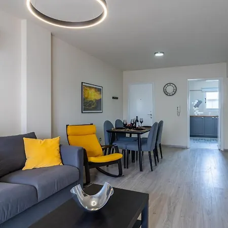 Vox 2-bedroom In アパート